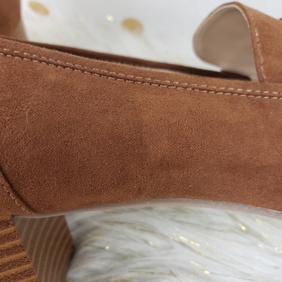 Liz Claiborne Marmara Refined Comfort Brown Suede Penny Loafers Size 8M - Picture 11 of 12